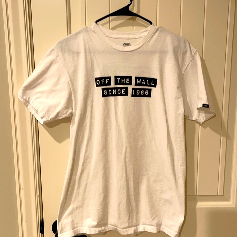 Vans Men's short sleeve white shirt sz Medium